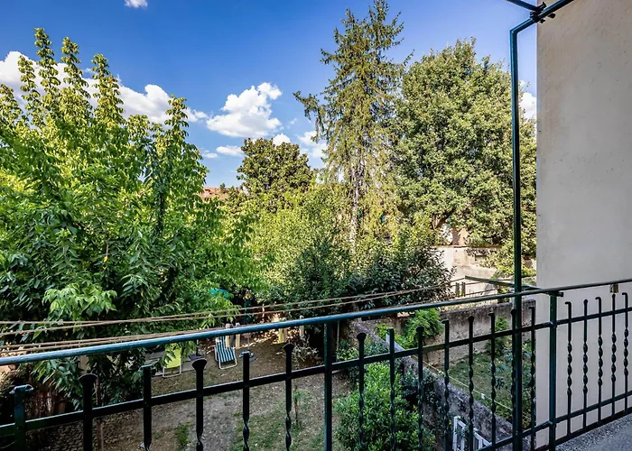 Apartament Yd Aleardi Luminous And Comfy