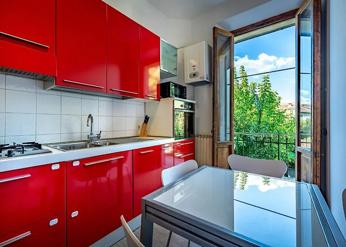 Yd Aleardi Luminous And Comfy Daire *